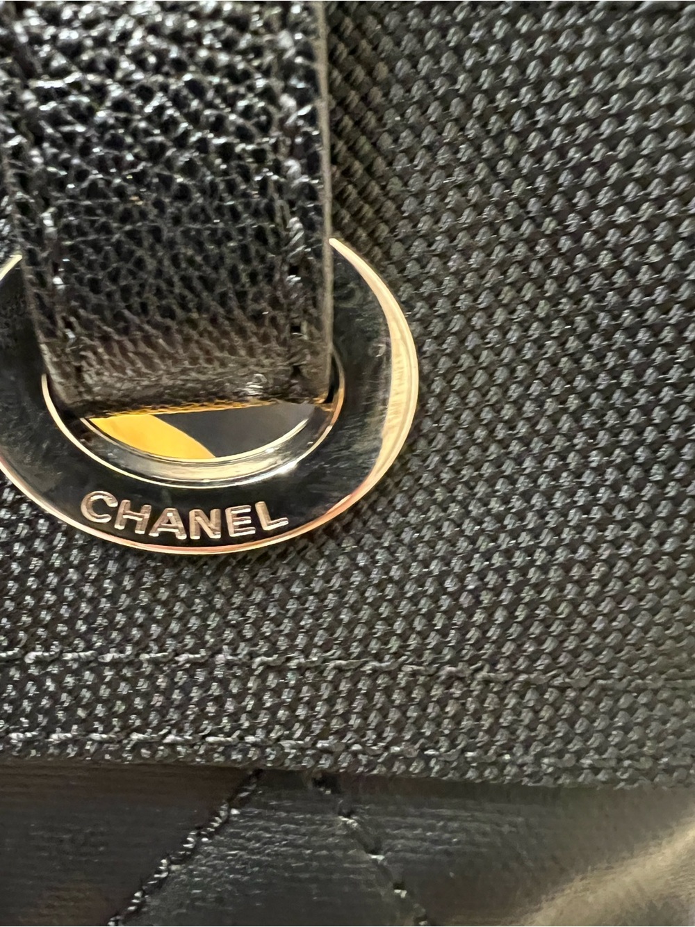 CHANEL Authentic flawless Quilted Leather Tote with CC Charm - Picture 9 of 16